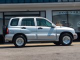 Used 2002 Chevrolet Tracker LT image 4