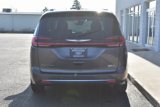 Used 2022 Chrysler Pacifica Touring-L image 5