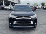 Used 2019 Toyota Highlander XLE image 3