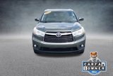 Used 2014 Toyota Highlander XLE image 2