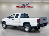 Used 2018 Toyota Tacoma SR image 5