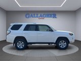 Used 2015 Toyota 4Runner Limited image 3