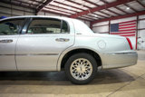 Used 1998 Lincoln Town Car Signature image 5