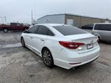 Used 2016 Hyundai Sonata Sport w/ Option Group 1V image 4