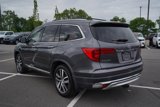 Used 2017 Honda Pilot Touring image 3