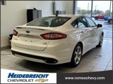 Used 2016 Ford Fusion SE image 2