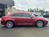 Used 2011 Chrysler 200 Limited image 2