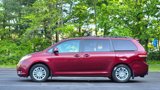 Used 2012 Toyota Sienna XLE image 5