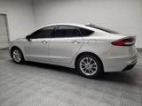 Used 2019 Ford Fusion SE image 3