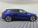 Used 2021 Audi e-tron Premium Plus w/ Premium Plus Package image 2