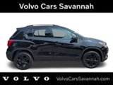 Used 2022 Chevrolet Trax LT w/ Redline Edition image 3