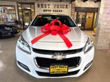 Used 2016 Chevrolet Malibu LT image 3