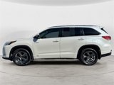 Used 2018 Toyota Highlander Limited Platinum image 4