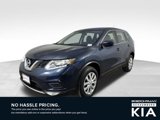 Used 2016 Nissan Rogue S image 2