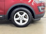 Used 2016 Ford Explorer XLT image 4