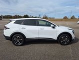 Used 2024 Kia Sportage EX image 6