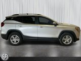 Used 2022 GMC Terrain SLE w/ Driver Convenience Package image 4
