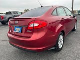 Used 2013 Ford Fiesta SE image 3