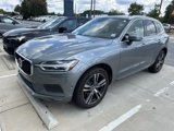 Used 2019 Volvo XC60 T5 Momentum w/ Multimedia Package image 3