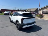 Used 2025 Nissan Kicks SV image 3