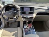 Used 2015 INFINITI Q70 3.7 w/ Technology Package image 4