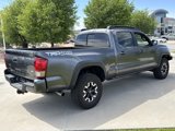 Used 2017 Toyota Tacoma TRD Off-Road image 5