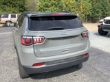 Used 2019 Jeep Compass Trailhawk image 4
