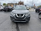 Used 2020 Nissan Rogue SV image 2