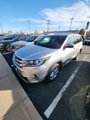 Used 2017 Toyota Highlander XLE image 2