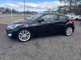 Used 2013 Hyundai Veloster w/ Style Pkg image 2