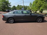 Used 2022 Volvo S90 B6 Momentum w/ Climate Package image 2