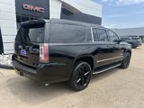Used 2019 GMC Yukon XL SLT w/ Premium Edition image 3