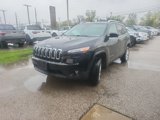 Used 2017 Jeep Cherokee Latitude w/ Cold Weather Group image 4