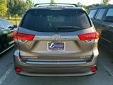 Used 2019 Toyota Highlander XLE image 4