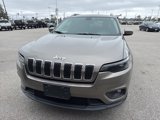 Used 2019 Jeep Cherokee Latitude Plus w/ Comfort/Convenience Group image 3