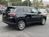 Used 2022 Jeep Compass Latitude image 3
