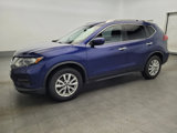 Used 2020 Nissan Rogue SV image 2