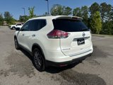 Used 2016 Nissan Rogue SL w/ SL Premium Package image 2