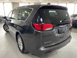 Used 2017 Chrysler Pacifica Touring image 5