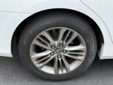 Certified 2017 Toyota Camry SE image 4