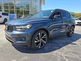 Used 2022 Volvo XC40 T5 R-Design w/ Advanced Package image 3