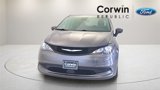 Used 2023 Chrysler Voyager LX image 2