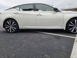 Used 2020 Nissan Altima 2.5 SR w/ Premium Package image 6