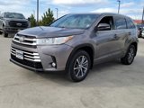 Used 2017 Toyota Highlander XLE image 4