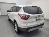Used 2017 Ford Escape SE image 5
