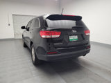 Used 2017 Kia Sorento LX image 6