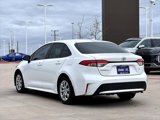 Used 2022 Toyota Corolla LE image 5
