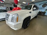 Used 2011 Cadillac Escalade Platinum image 3
