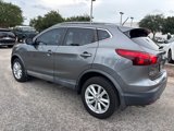 Used 2017 Nissan Rogue Sport SV image 3
