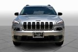 Used 2017 Jeep Cherokee Sport image 3
